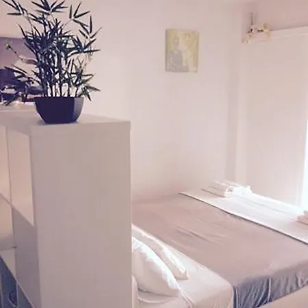 With Sea View Terrace Apartment *